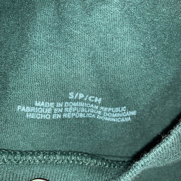 mint condition ARROW super hero GRAPHIC TEE small - Picture 3 of 4